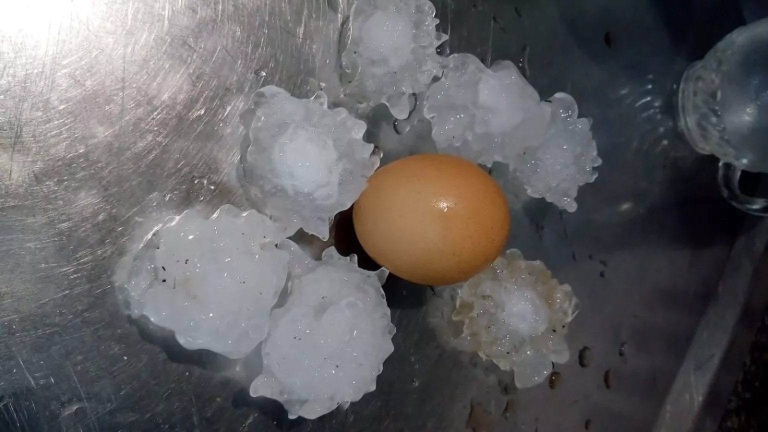 Granizo do tamanho de ovos atingem Rio Grande do Sul -  (crédito: Divulgação MetSul )