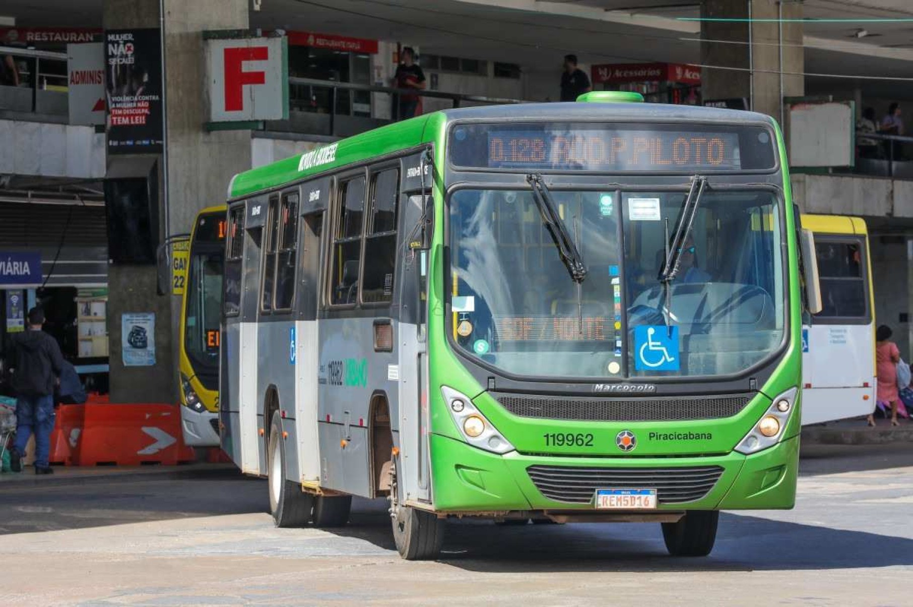 Em evento do TCDF, autoridades debatem implementação da tarifa zero no DF