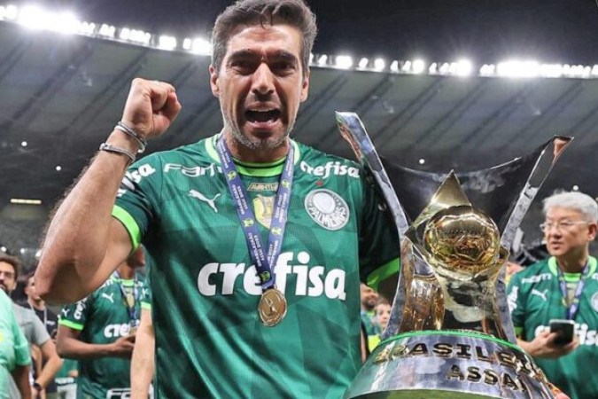  O t..cnico Abel Ferreira, da SE Palmeiras, comemora a conquista do Campeonato Brasileiro, S..rie A -  Cesar Greco/Palmeiras
     -  (crédito:  CESAR GRECO)