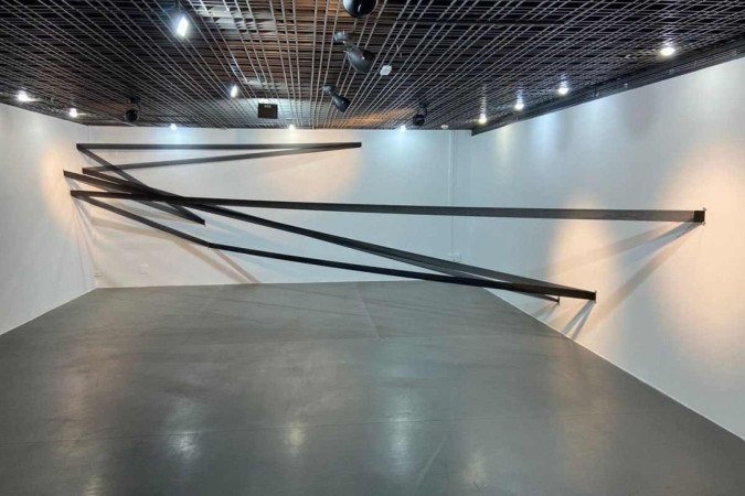 Exposlção Feral - —Mulheres da arte têxtil no DF, em cartaz no Museu Correios e com curadoria de Samantha Canovas. Obra de Cecília Mori