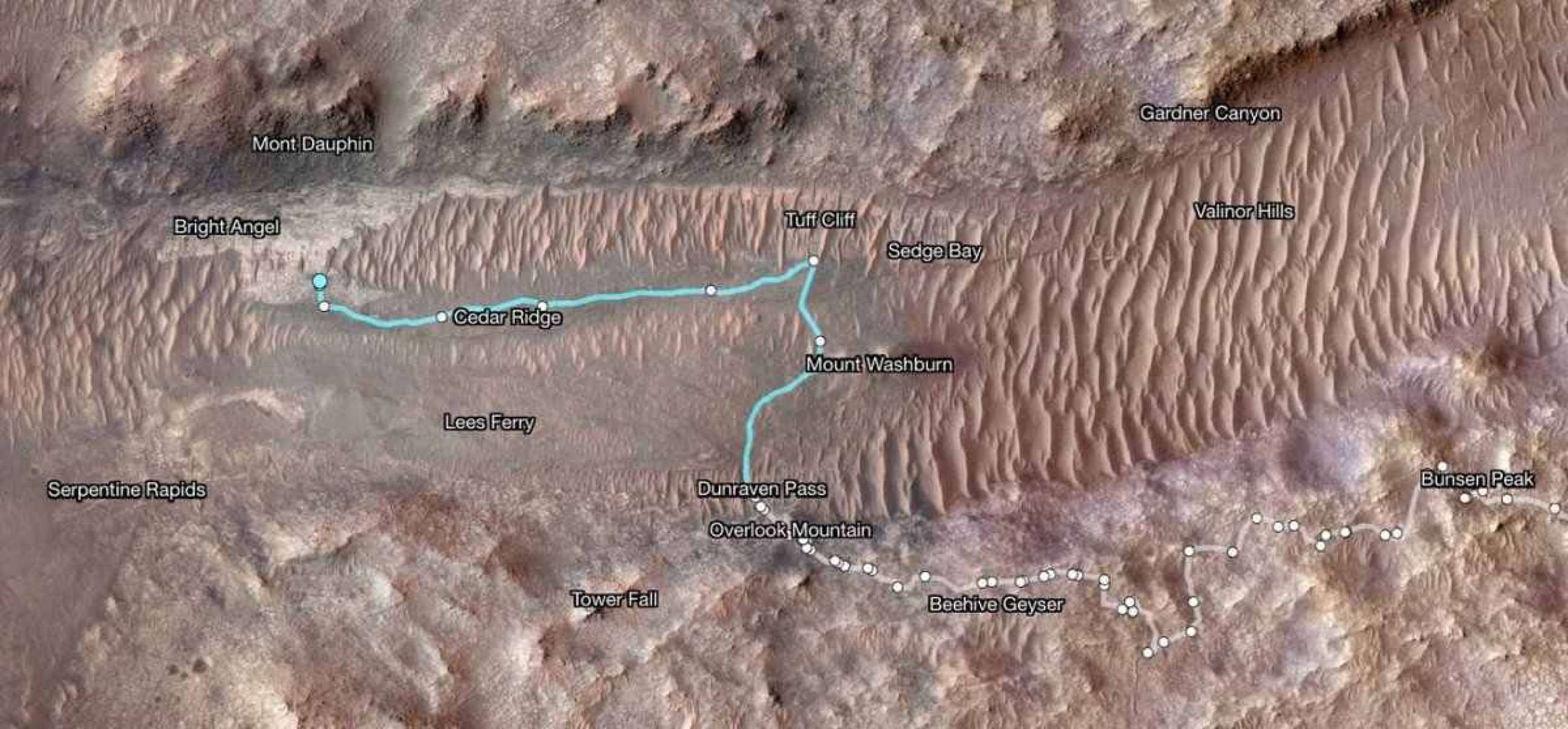 O mapa mostra a trajetória do Perseverance entre 21 de janeiro e 11 de junho. Os pontos brancos indicam onde o rover parou após completar uma travessia ao longo do canal do rio Neretva Vallis.  A linha azul clara indica a rota do rover dentro do canal