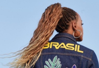 Jaqueta do Brasil para a abertura das Olimpíadas de Paris-2024 -  (crédito: Reprodução/Instagram @riachuelo)