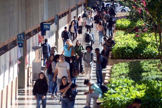 Vestibular UnB 2025 conta com 14.528 inscritos, concorrendo a 2.112 vagas - (crédito: Ed Alves/CB/DA.Press) Vestibular UnB 2025 conta com 14.528 inscritos, concorrendo a 2.112 vagas - (crédito: Ed Alves/CB/DA.Press)
