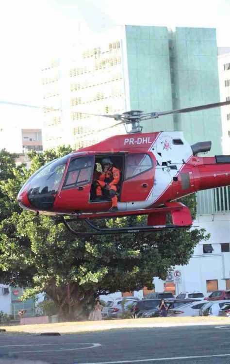 Helicóptero chegou ao Hospital de Base com dois feridos do acidente