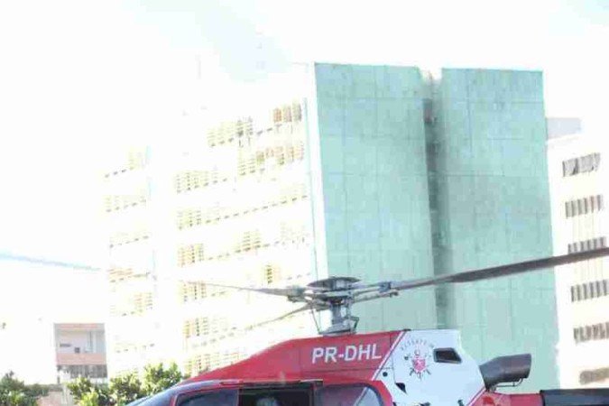 Helicóptero chegou ao Hospital de Base com dois feridos do acidente