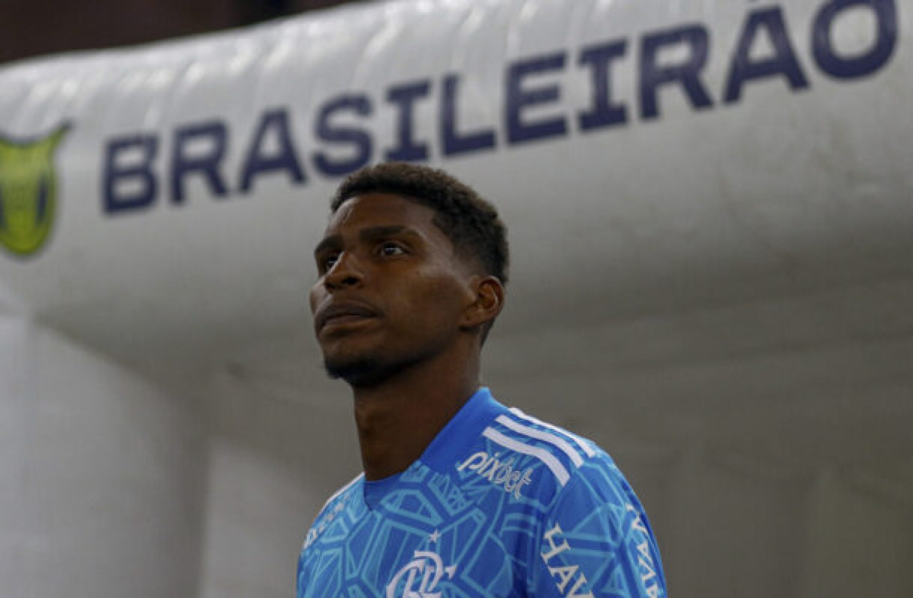 A caminho do Corinthians, Hugo Souza cita ‘turbilhão vivido’ no Flamengo