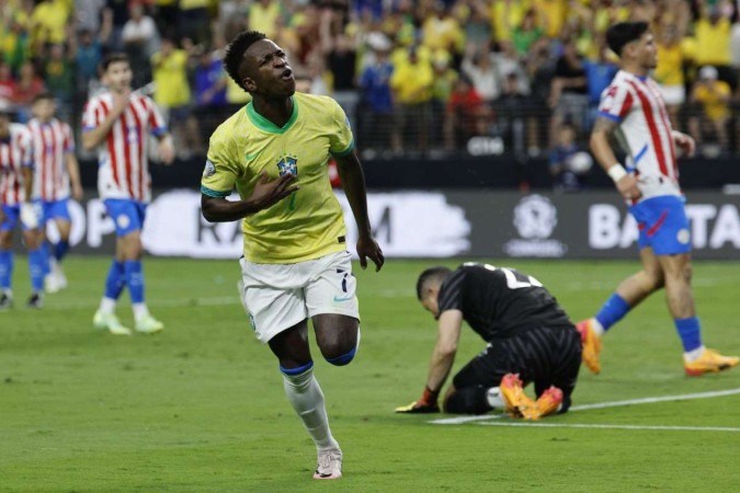 Vinicius Junior foi o grande nome da vitória brasileira sobre o Paraguai, pela 2ª rodada do Copa América  -  (crédito: Kevork Djansezian/AFP)