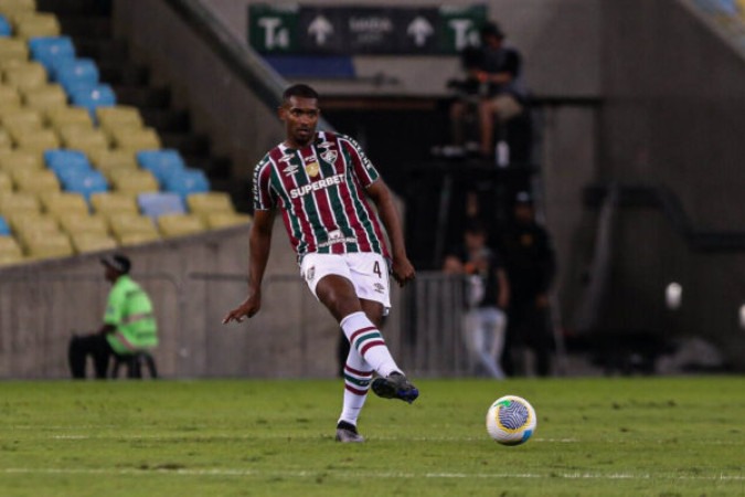 Fluminense quer a permanência do zagueiro Marlon -  (crédito:  MARCELO GONCALVES / FLUMINENSE)