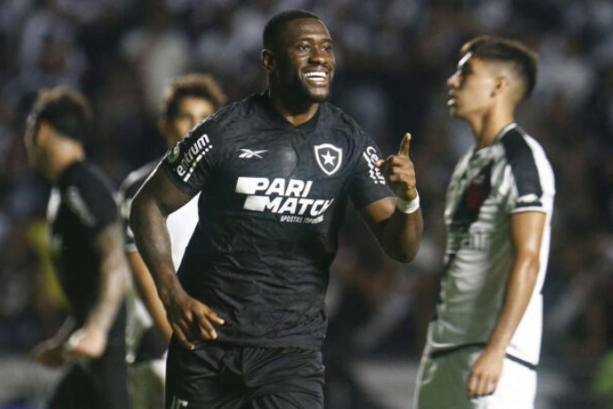  Bastos  Vasco x Botafogo pelo Campeonato Brasileiro no Estadio Sao Januario. 29 de Junho de 2024, Rio de Janeiro, RJ, Brasil. Foto: Vitor Silva/Botafogo. .Imagem protegida pela Lei do Direito Autoral N.. 9.610, DE 19 DE FEVEREIRO DE 1998. Sendo proibido qualquer uso comercial, remunerado e manipulacao/alteracao da obra..
     -  (crédito:  Vitor_Silva)