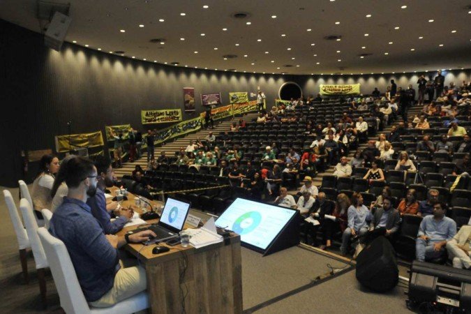  29/06/2024. Crédito: Minervino Júnior/CB/D.A Press. Brasil.  Brasilia - DF. Audiência pública sobre o PDOT no Museu Nacional de Brasília.