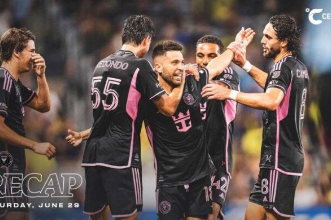 Jogador de 35 anos de idade mostrou toda sua categoria em duelo da MLS - (crédito: Foto: Reprodução) Jogador de 35 anos de idade mostrou toda sua categoria em duelo da MLS - (crédito: Foto: Reprodução)