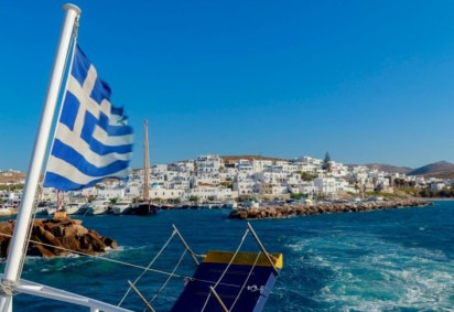 Quando se fala nos destinos mais visitados na Grécia, é muito provável que o nome de Santorini apareça em primeiro lugar. Mas, mais recentemente, um outro paraíso grego vem chamando a atenção dos turistas. -  (crédito: Peter Boccia Unsplash)