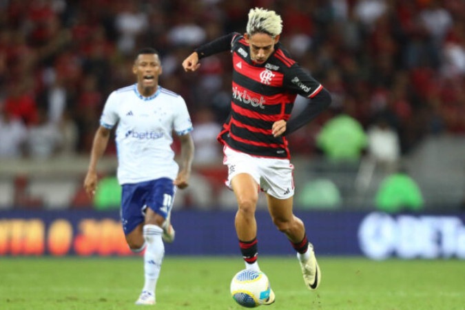Werton na partida contra o Cruzeiro -  (crédito: Foto: Gilvan de Souza / CRF)