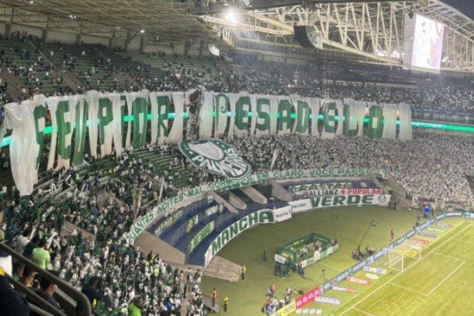 Torcida do Palmeiras provoca o Corinthians  -  (crédito: Foto: Rafael Takacs/Jogada10)