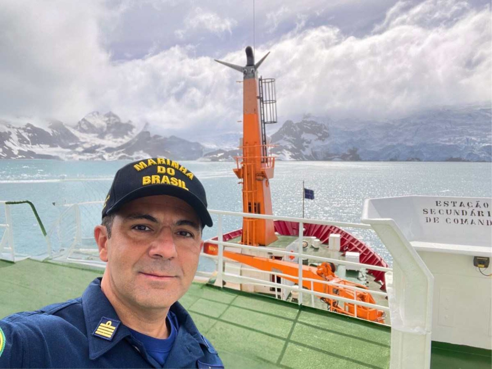 Capitão de mar e guerra Carlos Eduardo Navásio, novo comandante do Navio Polar Comandante Maximiano