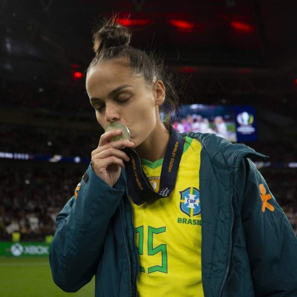 Jogadora brasiliense Gabi Portilho comemora primeira convoca&ccedil;&atilde;o ol&iacute;mpica