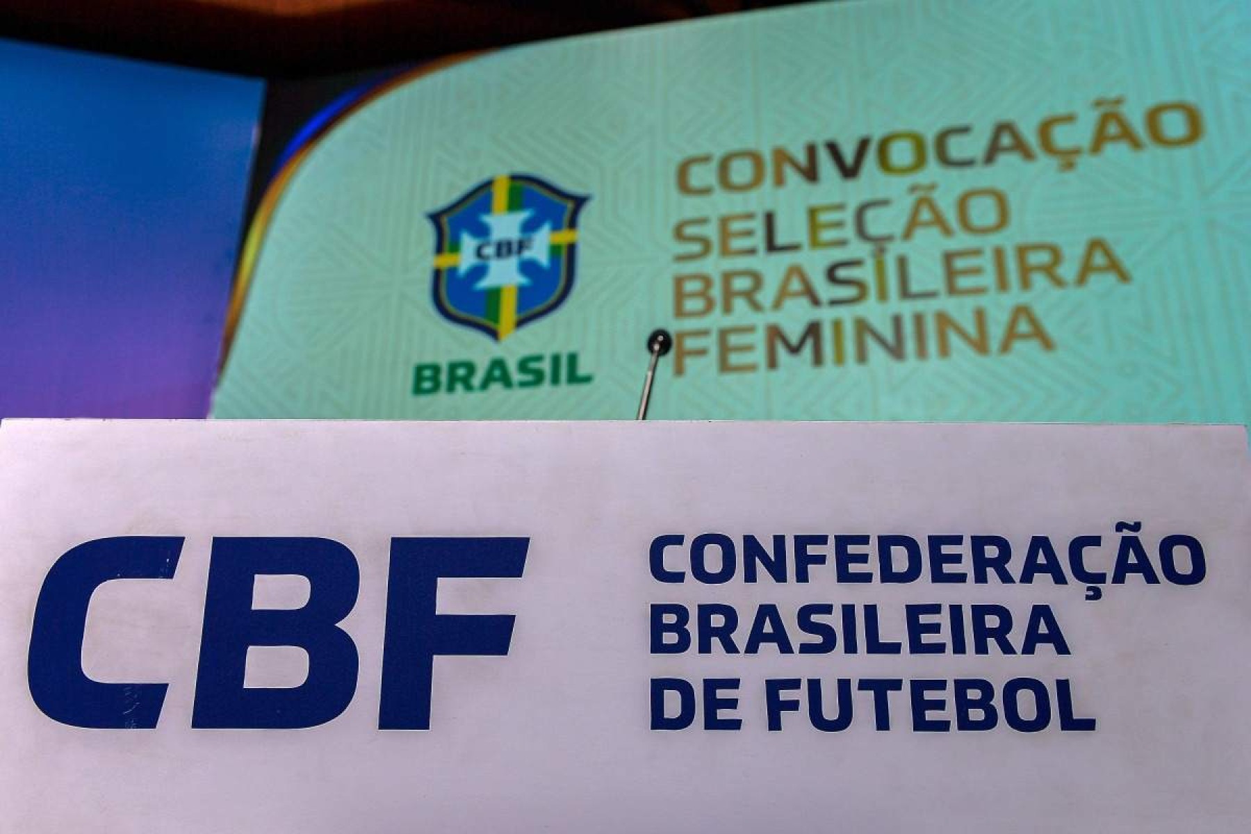 Arthur Elias convoca Seleção para Olimpíada com brasiliense Gabi Portilho