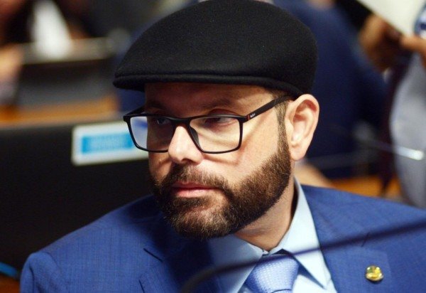 Ed Alves/CB/DA.Press