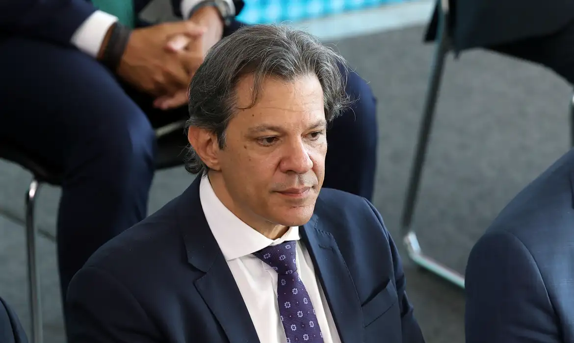 Haddad anuncia R$ 25,9 bilhões em cortes de despesas obrigatórias -  (crédito: EBC)