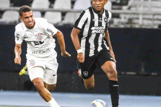 Corinthians vence o Botafogo no Nilton Santos -  (crédito: Foto: Arthur Barreto / BFR)