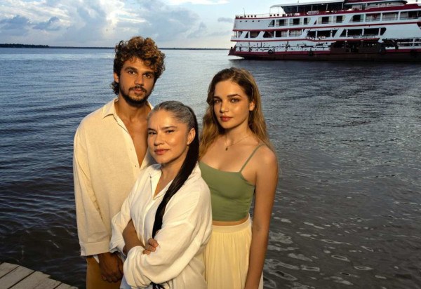 Divulgação Netflix/Aline Arruda e Diego Formiga