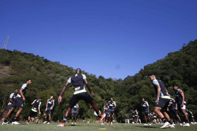   Treino do Botafogo, Esoaco Lonier. 14 de Junho de 2023, Rio de Janeiro, RJ, Brasil. Foto: Vitor Silva/Botafogo. .Imagem protegida pela Lei do Direito Autoral N.. 9.610, DE 19 DE FEVEREIRO DE 1998. Sendo proibido qualquer uso comercial, remunerado e manipulacao/alteracao da obra..
     -  (crédito:  Vitor_Silva)