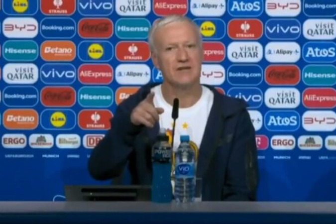 Deschamps falou sobre a condição de Mbappé  -  (crédito: Foto: Reprodução de vídeo)