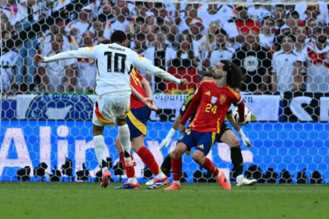 O lance que motivou a criação do abaixo-assinado -  (crédito: Foto: Thomas Kienzle/AFP via Getty Images)