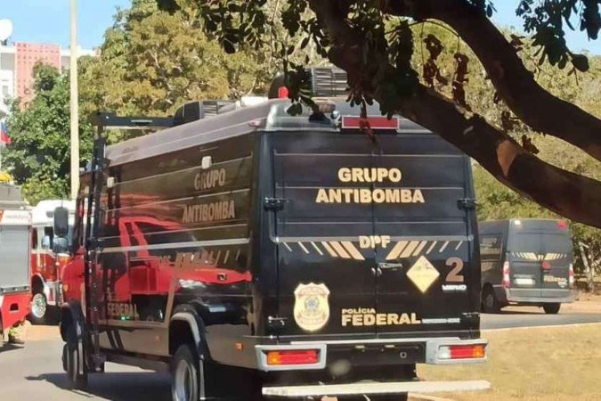 A ocorrência foi atendida pela Operação Petardo em decorrência do segurança da Embaixada -  (crédito: Ascom/PMDF)