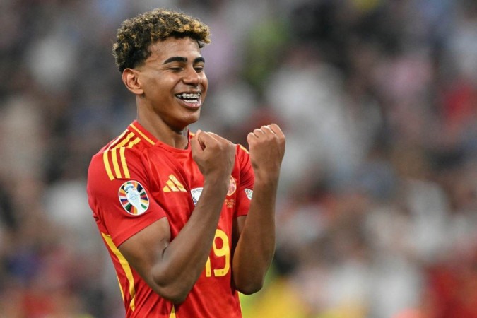 Aniversariante do dia, Lamine Yamal, de 17 anos, tem um gol e três assistências na Euro-2024 com a camisa da Espanha -  (crédito: MIGUEL MEDINA / AFP)