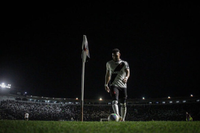 Payet em campo pelo Vasco tem se tornado fato raro nos últimos meses -  (crédito: Foto: Leandro Amorim/Vasco)