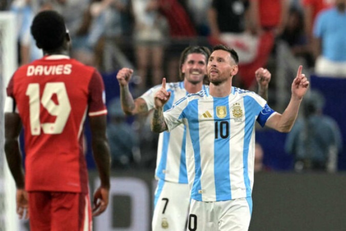 Messi marca o primeiro pela Argentina -  (crédito: Foto: Juan Mabromata/AFP via Getty Images)