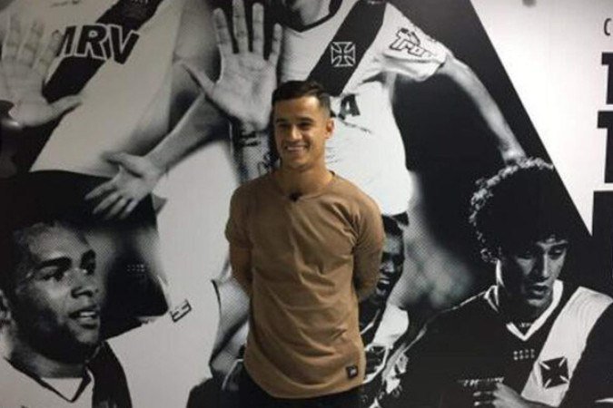 Coutinho muito perto do Vasco - (crédito: Fonte: Twitter oficial do Vasco) Coutinho muito perto do Vasco - (crédito: Fonte: Twitter oficial do Vasco)