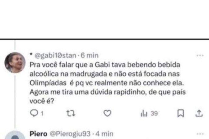 Diálogo entre o suposto perfil fake de Sheilla com uma fã da capitã Gabi no X, antigo Twitter