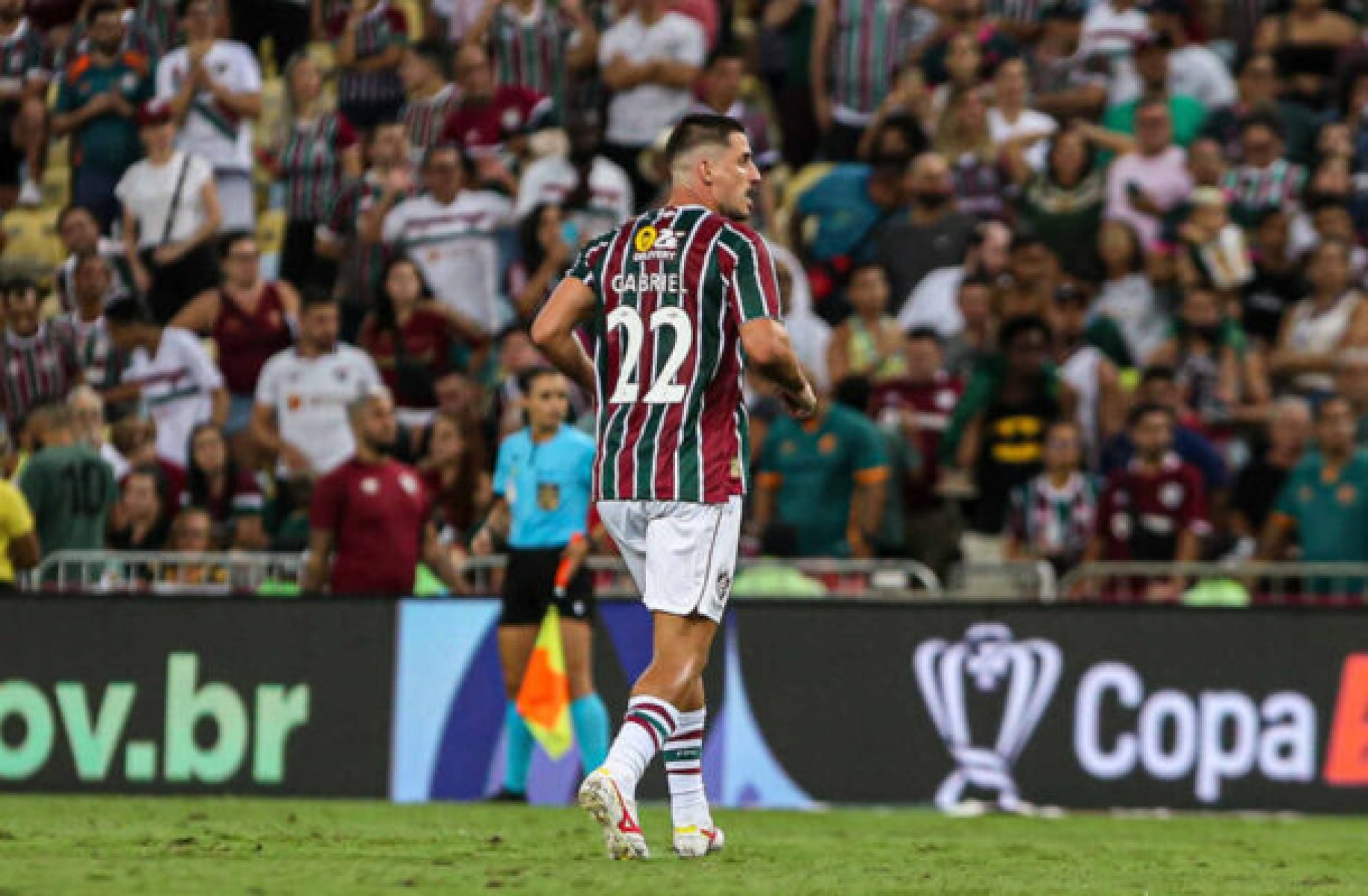 Gabriel Pires pode deixar o Fluminense após apenas oito jogos