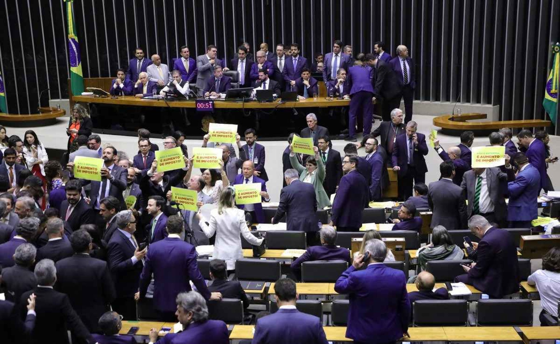 Após pressão, Câmara aprova a isenção de impostos para carnes