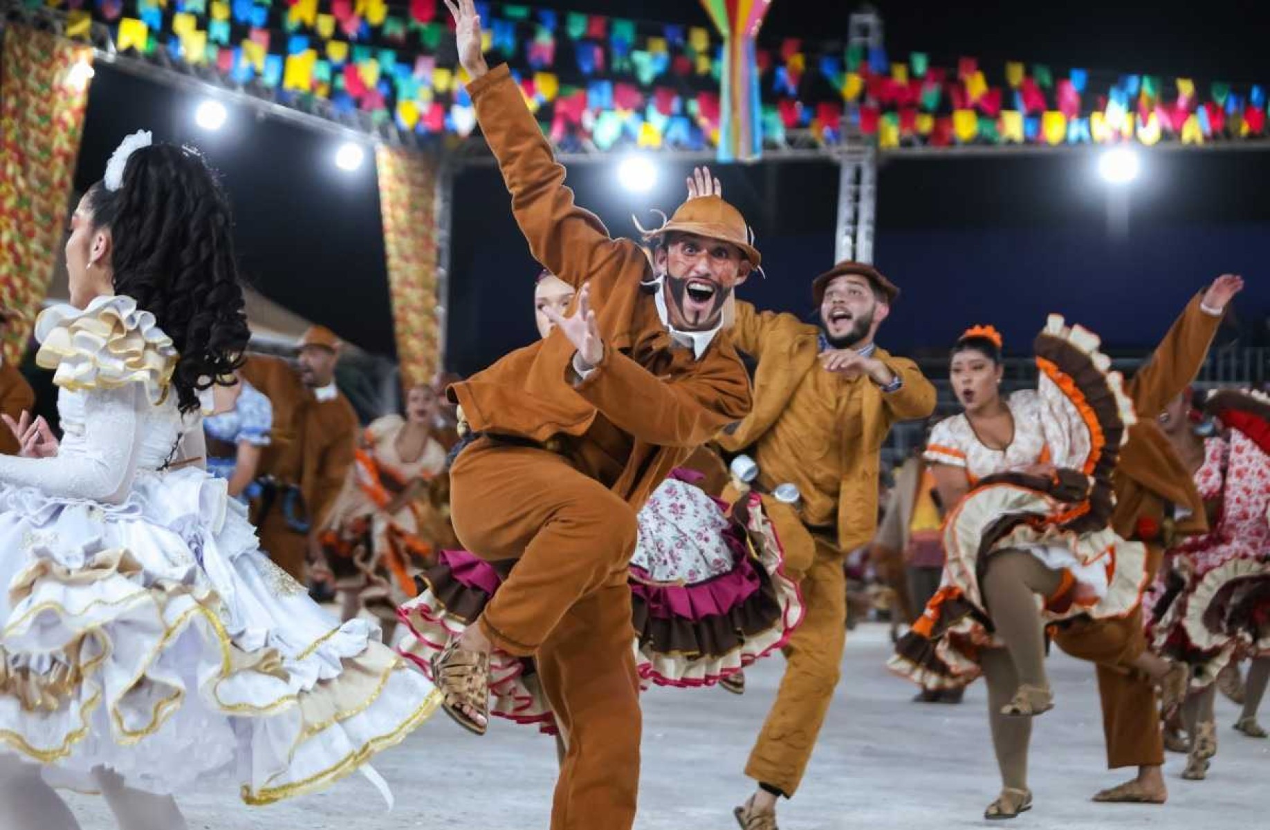 Circuitos de quadrilhas juninas do DF entram na reta final