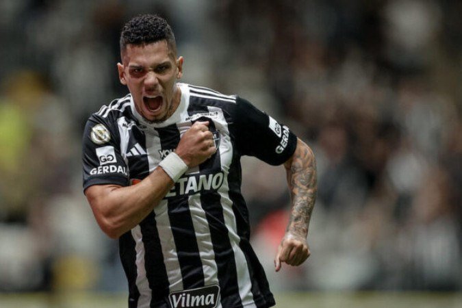 Paulinho comemora seu gol -  (crédito: Foto: Pedro Souza / Atlético)