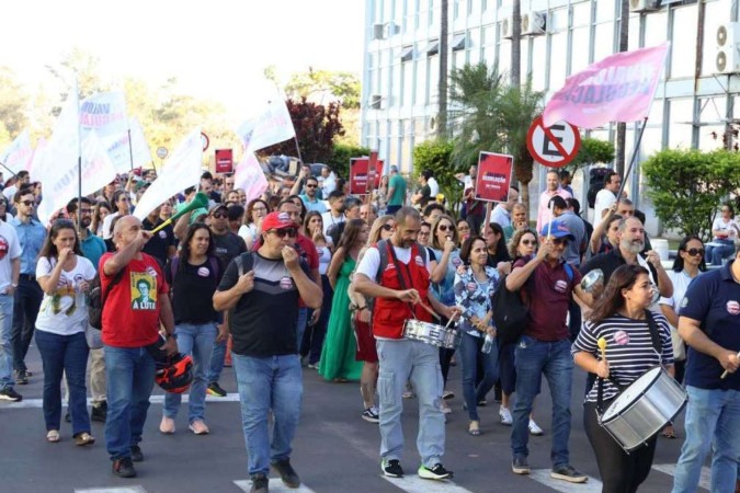 A Câmara Brasileira de Diagnóstico Laboratorial (CBDL) emitiu uma nota, nesta sexta-feira (26/7), em que reconhece a possibilidade de solicitar um mandado de segurança coletivo em razão da greve de servidores da Agência Nacional de Vigilância Sanitária (Anvisa) -  (crédito: Douglas Neris/Divulgação Sinagências)