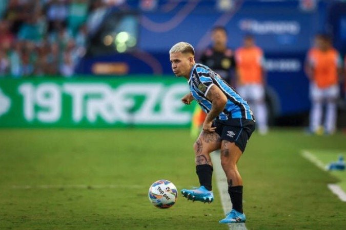 Soteldo durante treinamento do Grêmio -  (crédito: Foto: Rodrigo Fatturi / Grêmio FBPA)