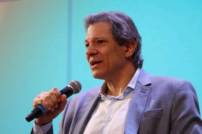 O ministro Fernando Haddad disse que governo e Senado ainda conversarão sobre o programa criado pelo presidente do Congresso -  (crédito: Rovena Rosa/Agência Brasil)