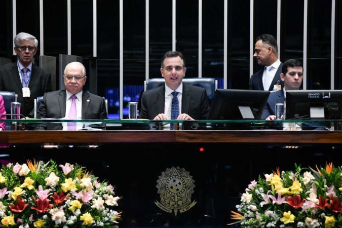 O projeto, de autoria do presidente da Casa, Rodrigo Pacheco (PSD-MG), é alvo de negociações com o governo e ainda não teve seu parecer apresentado -  (crédito: Jefferson Rudy/Agência Senado)