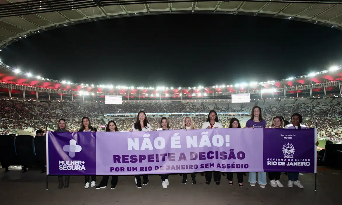 Campanha no Rio traz mais segurança para mulheres nos estádios -  (crédito: EBC)