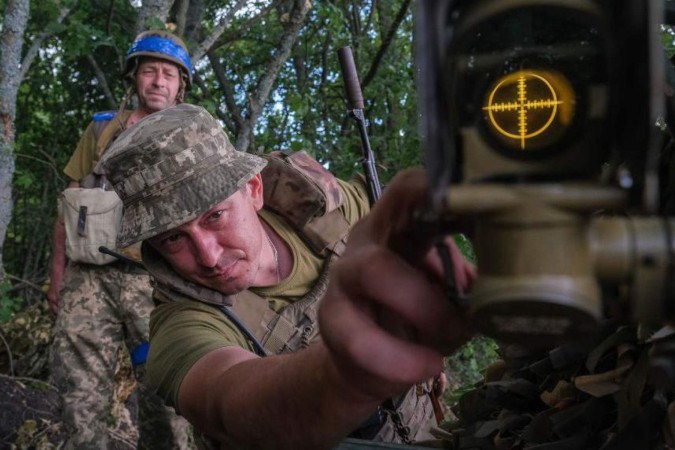 As cidades estratégicas de Vovchansk e Chasiv Yar foram palco de intensos combates nas últimas seis semanas -  (crédito: Getty Images)