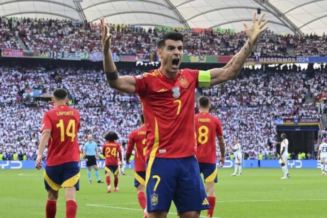 Morata comemora gol marcado na vitória sobre a Croácia - Foto: Tobias Schwarz/AFP via Getty Images -  (crédito: Tobias Schwarz/AFP via Getty Images)