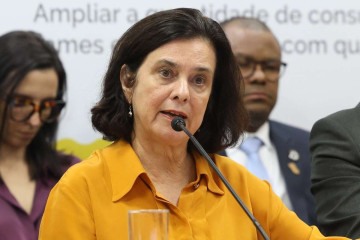 A ministra da Saúde, Nísia Trindade, afirmou que a expectativa do presidente deve ser tratada como um desafio -  (crédito: Valter Campanato/Agência Brasil)