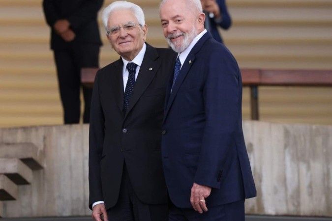 Ao receber o presidente Sergio Mattarella, Lula evitou avaliar se a extrema direita brasileira pode tirar vantagem com o atentado contra Trump   -  (crédito: Antônio Cruz/Agência Brasil)