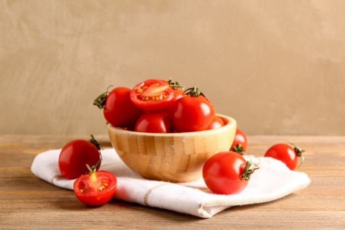 Os tomates oferecem uma variedade de benefícios para a saúde (Imagem: Pixel-Shot | Shutterstock) -  (crédito: EdiCase)