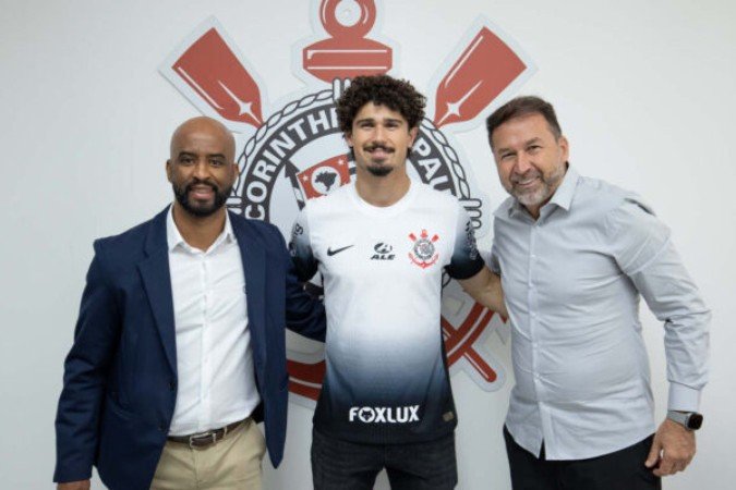 André Ramalho chega para reforçar o setor defensivo do Corinthians - (crédito: Foto: Rodrigo Coca/Agência Corinthians) André Ramalho chega para reforçar o setor defensivo do Corinthians - (crédito: Foto: Rodrigo Coca/Agência Corinthians)