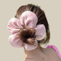 Scrunchie em formato de flor 